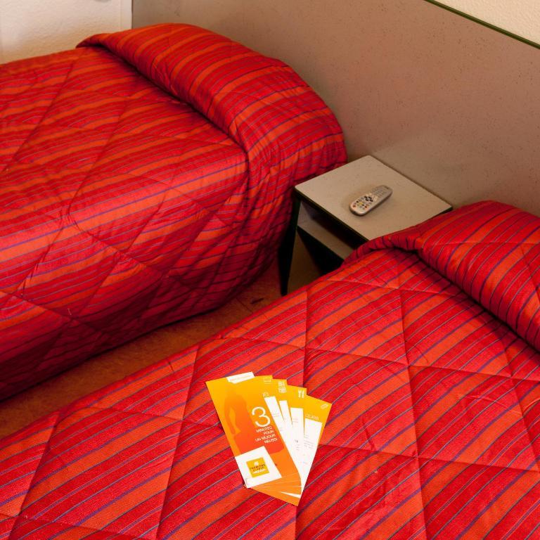 Premiere Classe Lyon Sud - Chasse Sur Rhone מראה חיצוני תמונה