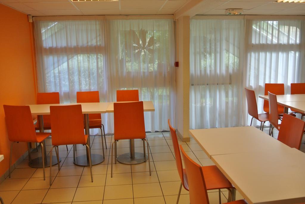 Premiere Classe Lyon Sud - Chasse Sur Rhone מראה חיצוני תמונה